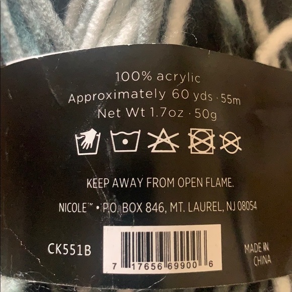 Studio samples by Nicole - Picture 2 of 2